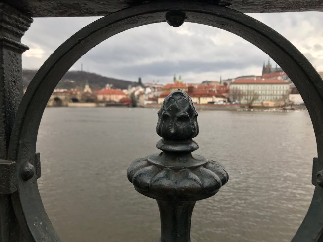 29959794-3B3F-48B2-BB8B-E01613DC39F1