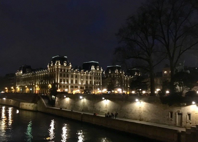 F7AD1B2F-3651-4651-BFCB-35CC6843FDF2