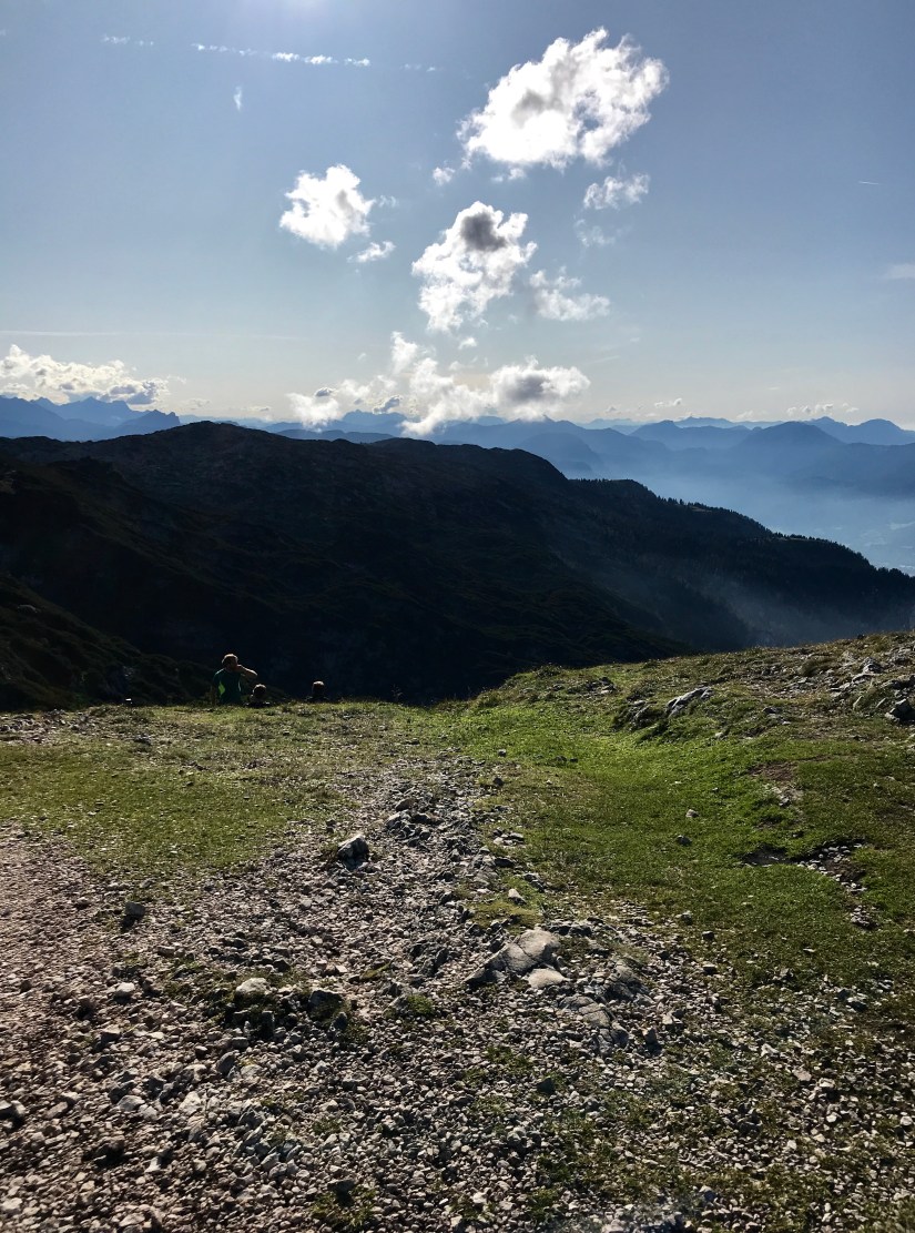 2F63AFB0-F6FC-4958-88AB-2B0732437E8B