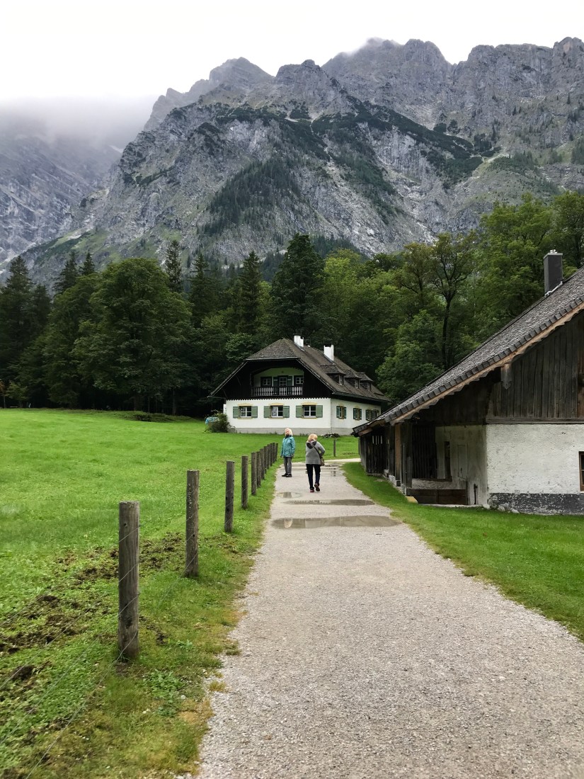 A4A9DF05-4893-4682-B7DA-E1009D661984